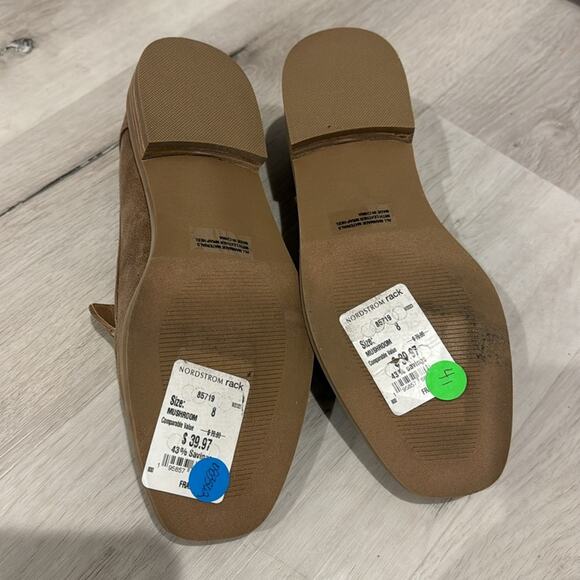 Dolce Vita NWT Mushroom Flat Shoes very comfortable with small heel. - Picture 5 of 8